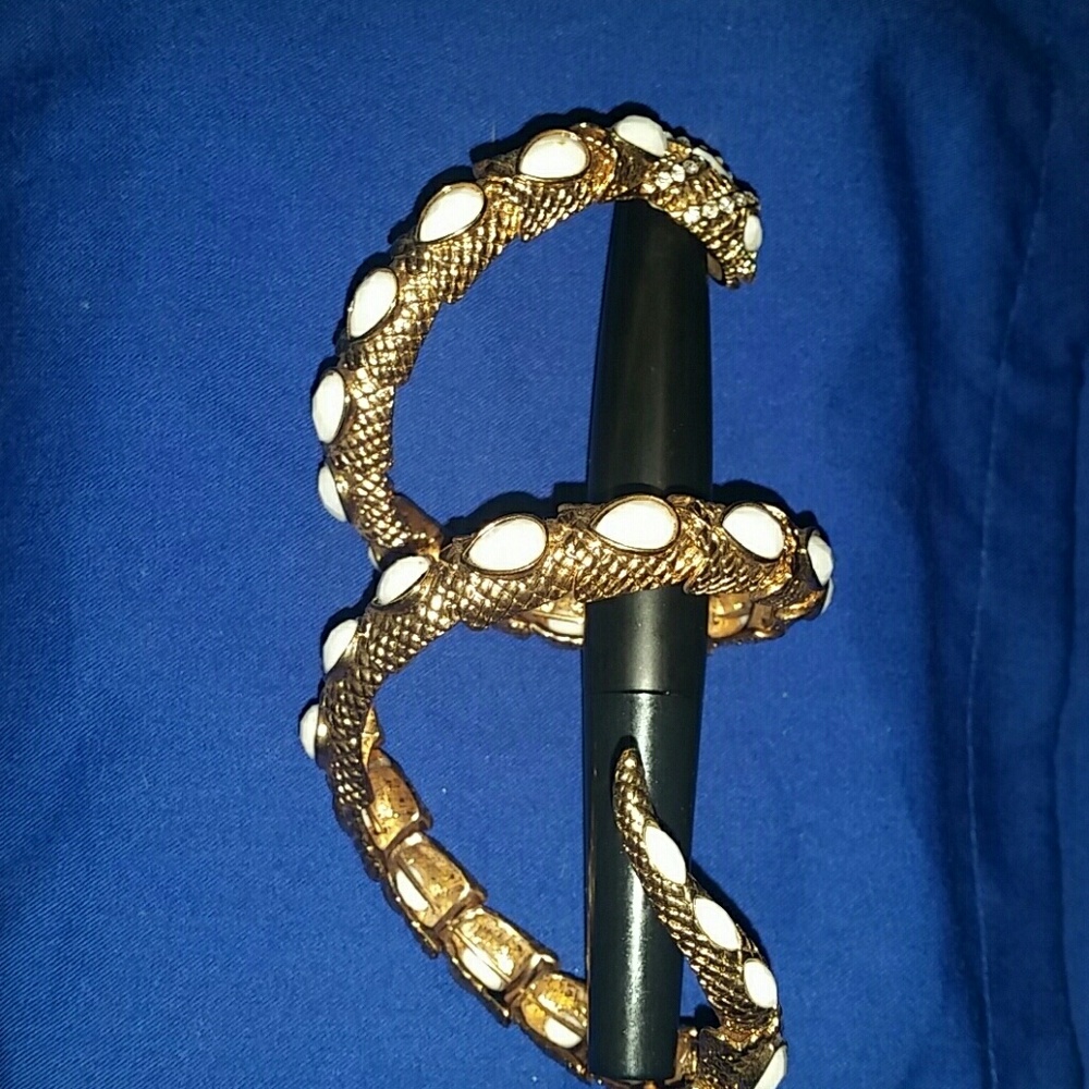 snake style bangle - Picture 2 of 5